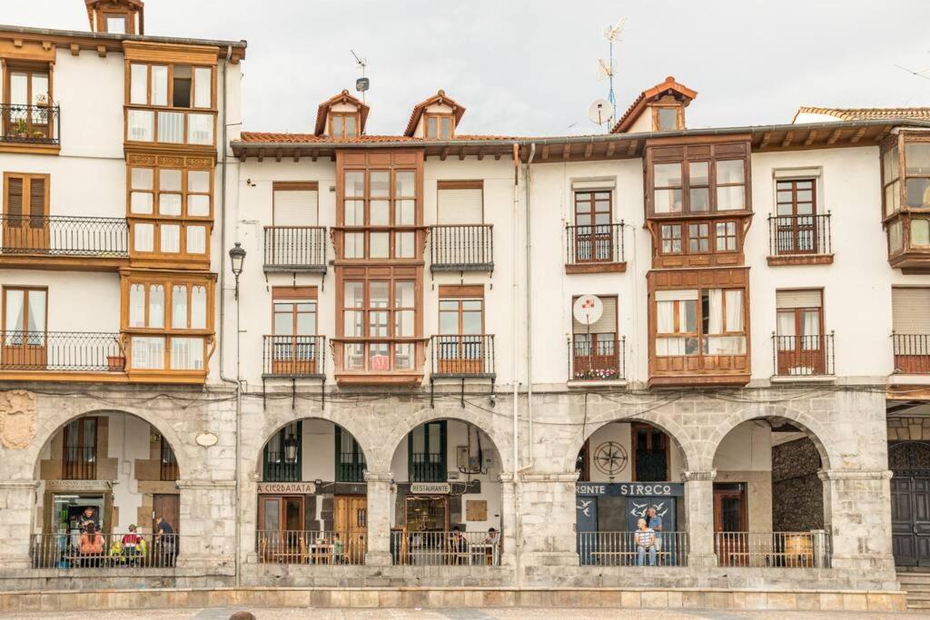 Sea Views In The Heart Of The Old Town Appartement Castro Urdiales Buitenkant foto