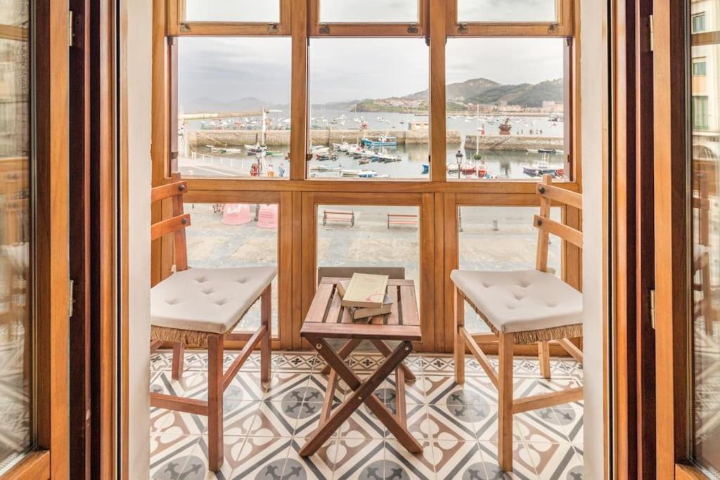 Sea Views In The Heart Of The Old Town Appartement Castro Urdiales Buitenkant foto