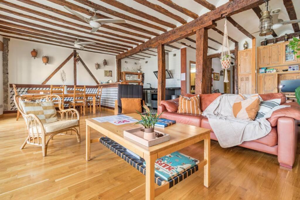 Sea Views In The Heart Of The Old Town Appartement Castro Urdiales Buitenkant foto