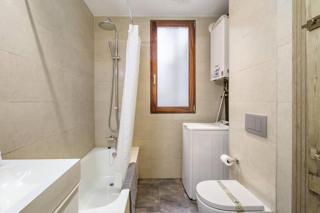 Sea Views In The Heart Of The Old Town Appartement Castro Urdiales Buitenkant foto