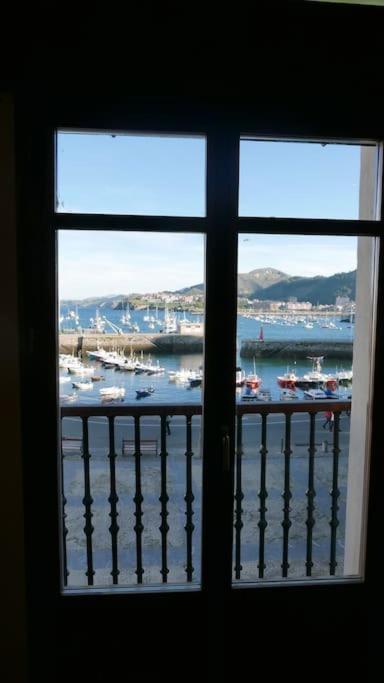 Sea Views In The Heart Of The Old Town Appartement Castro Urdiales Buitenkant foto